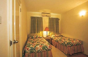 Tropical Winds Apartment Hotel - Fun Barbados